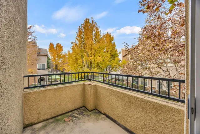$425,000 | 1300 Riva Drive, Unit 7, West Sacramento, CA 95691