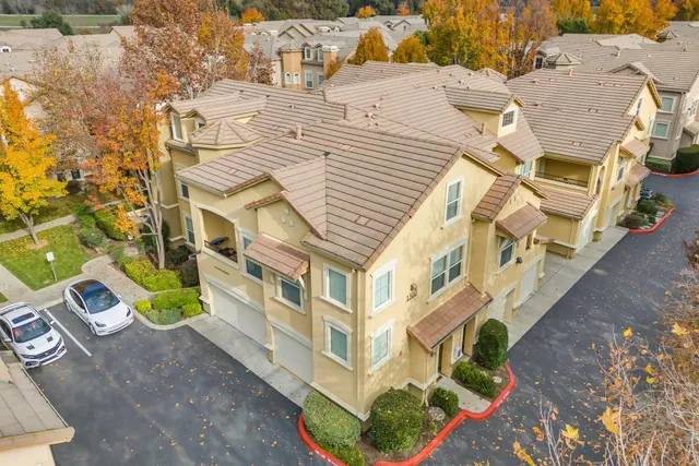 $425,000 | 1300 Riva Drive, Unit 7, West Sacramento, CA 95691