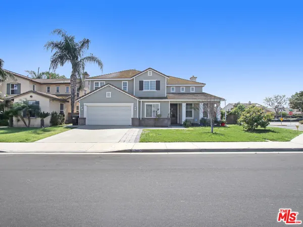 $1,149,000 | 13497 Beaver Creek Drive, Eastvale, CA 92880