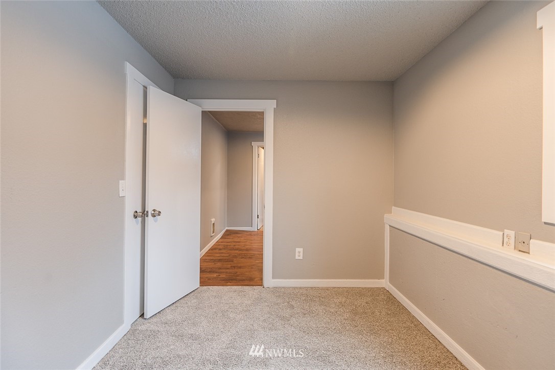 8037 Valley Road Northeast Moses Lake, WA 98837 - Photo 31 of 39