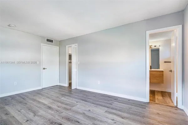 $1,875 | 15205 Northeast 6th Avenue, Unit D305, Miami, FL 33162