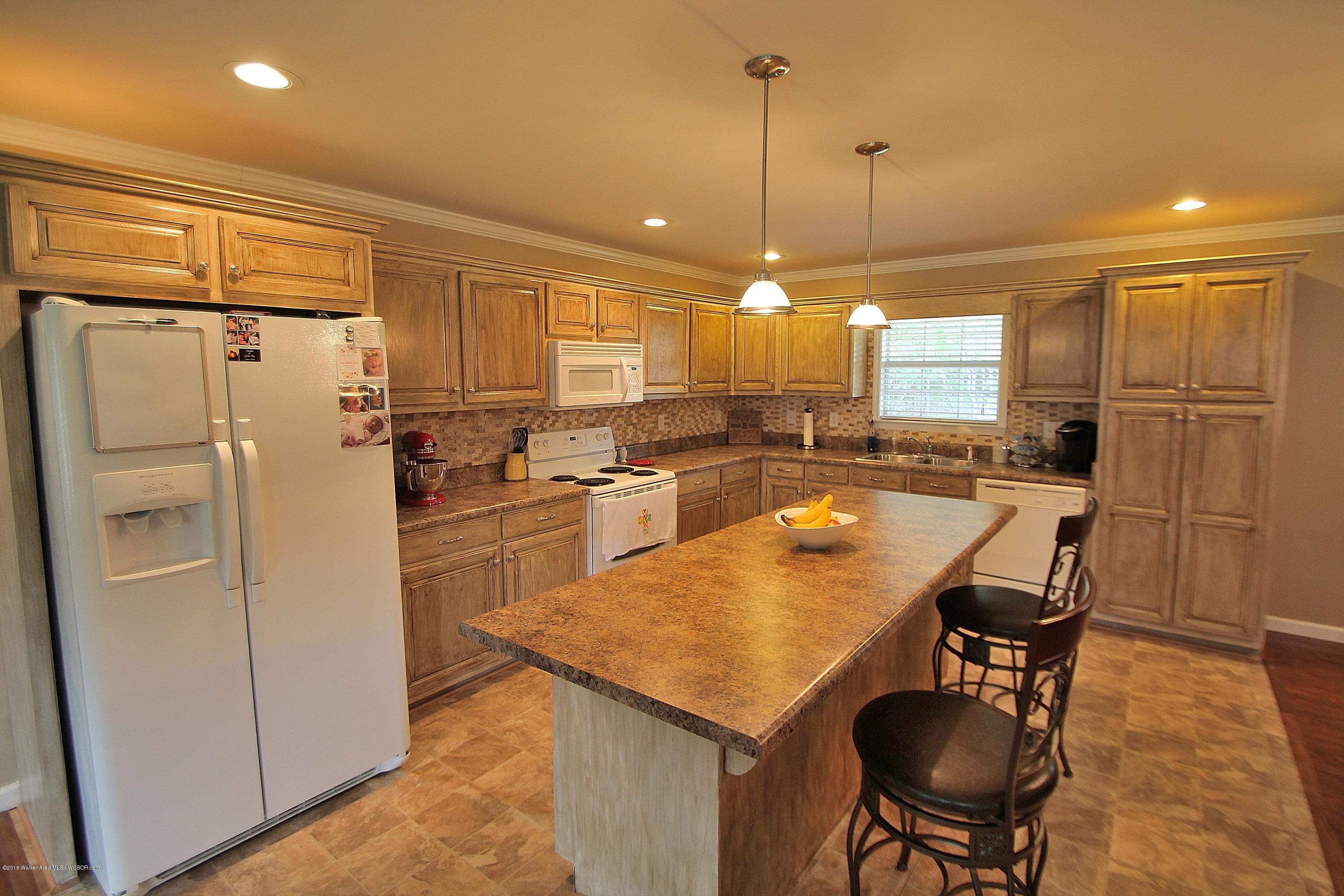 1334 North Ridge Drive Jasper, AL 35504 - Photo 5 of 15 Gallery Image 5
