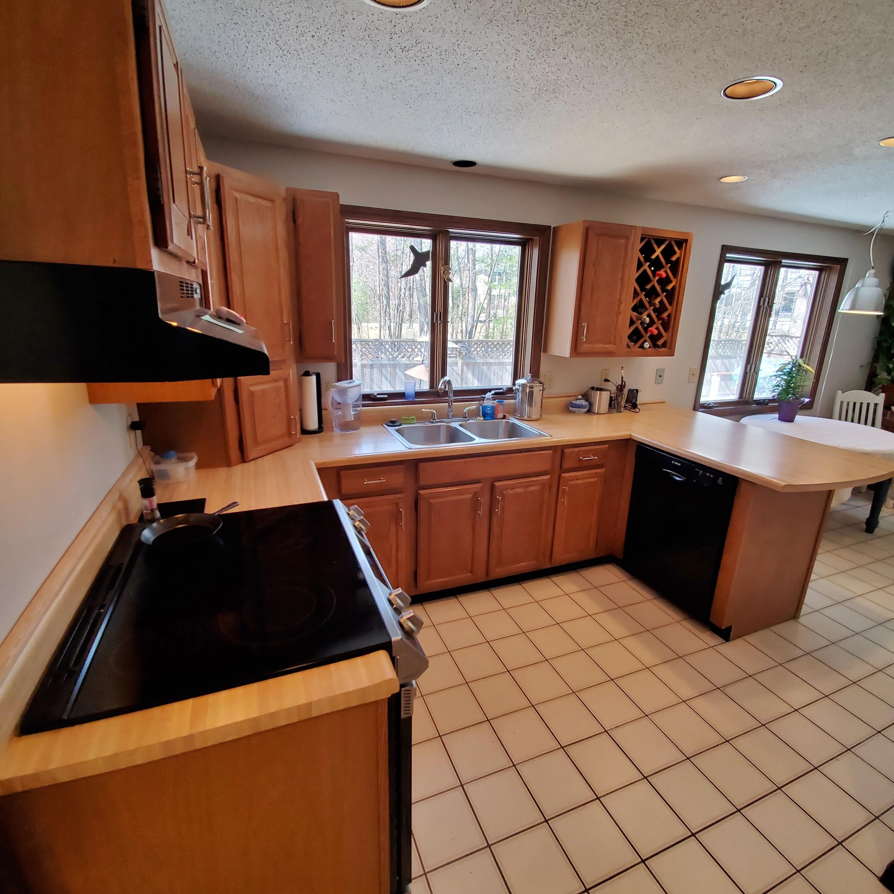 66 Frost Hill Road Portland, ME 04103 - Photo 20 of 47 Kitchen