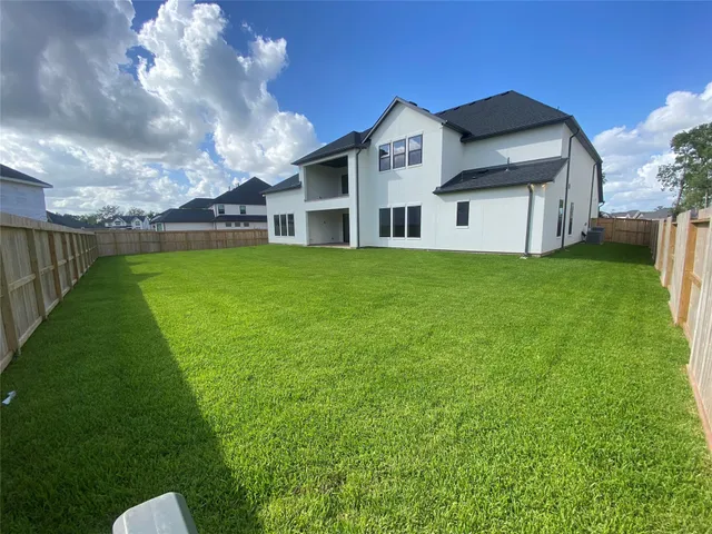 $1,145,000 | 1235 Crown Frst Drive, Missouri City, TX 77459