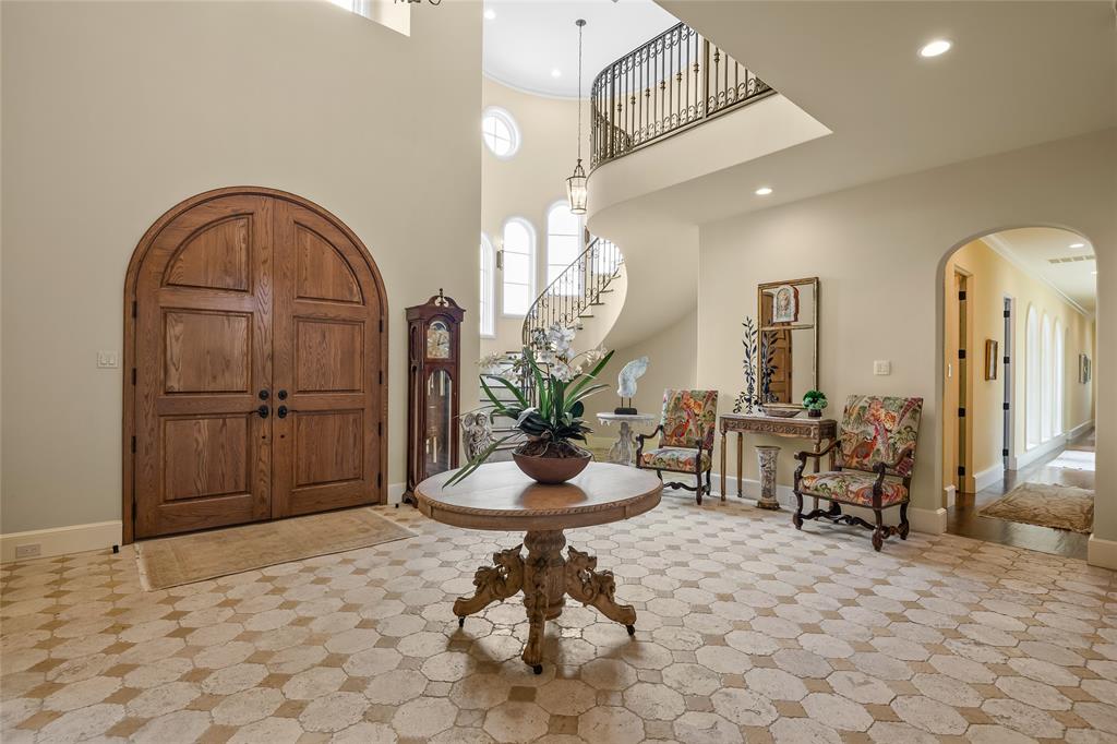 4101 Howard Road Waxahachie, TX 75165 - Photo 3 of 40