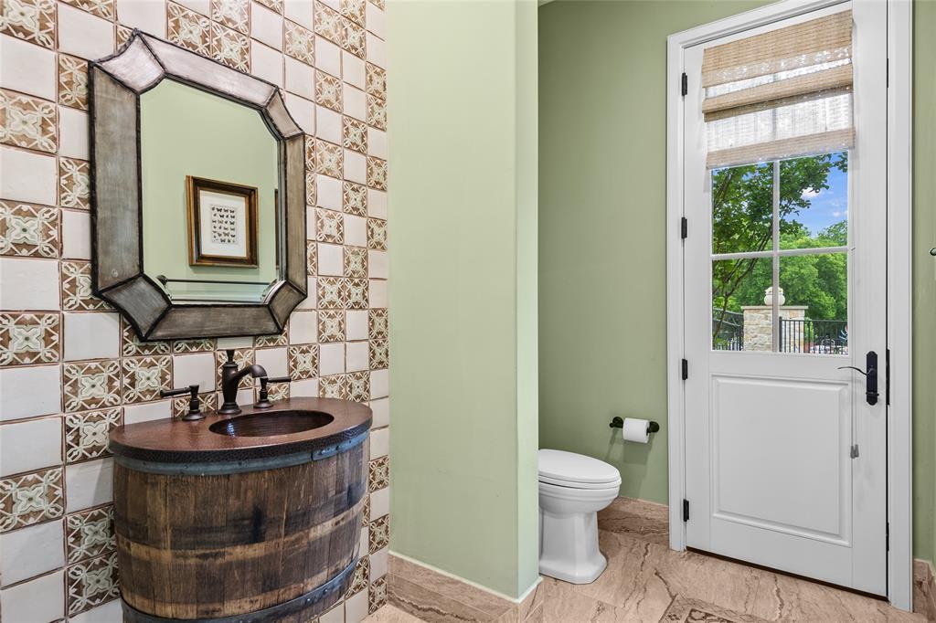 4101 Howard Road Waxahachie, TX 75165 - Photo 35 of 40 Direct access to the pool