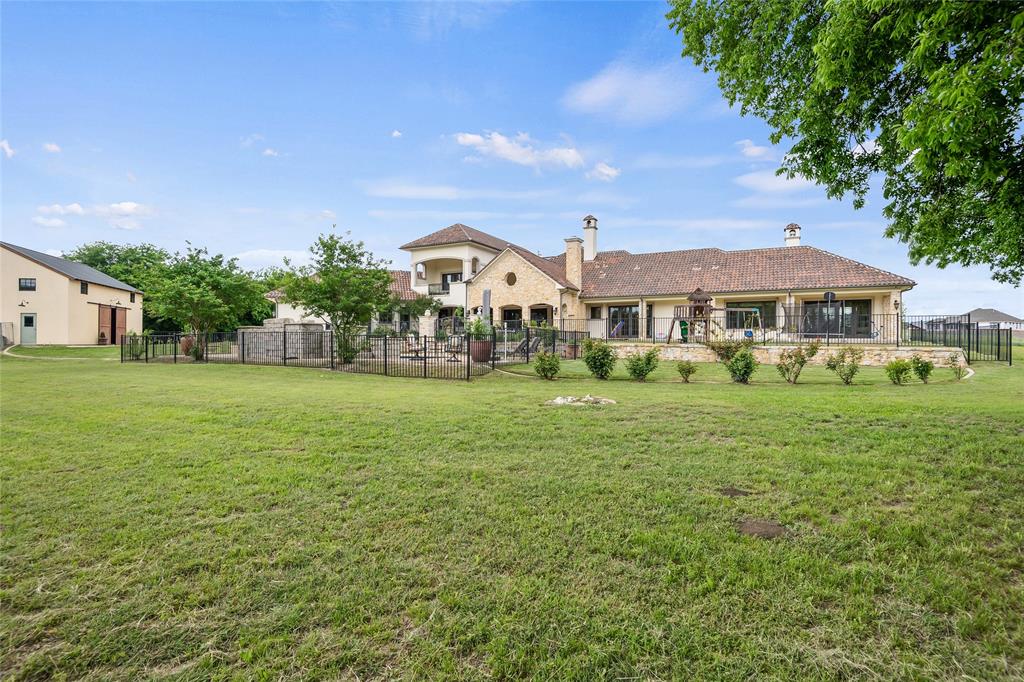 4101 Howard Road Waxahachie, TX 75165 - Photo 38 of 40