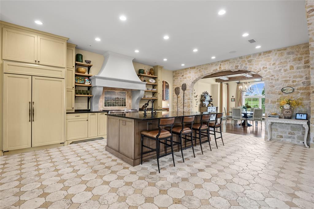 4101 Howard Road Waxahachie, TX 75165 - Photo 8 of 40