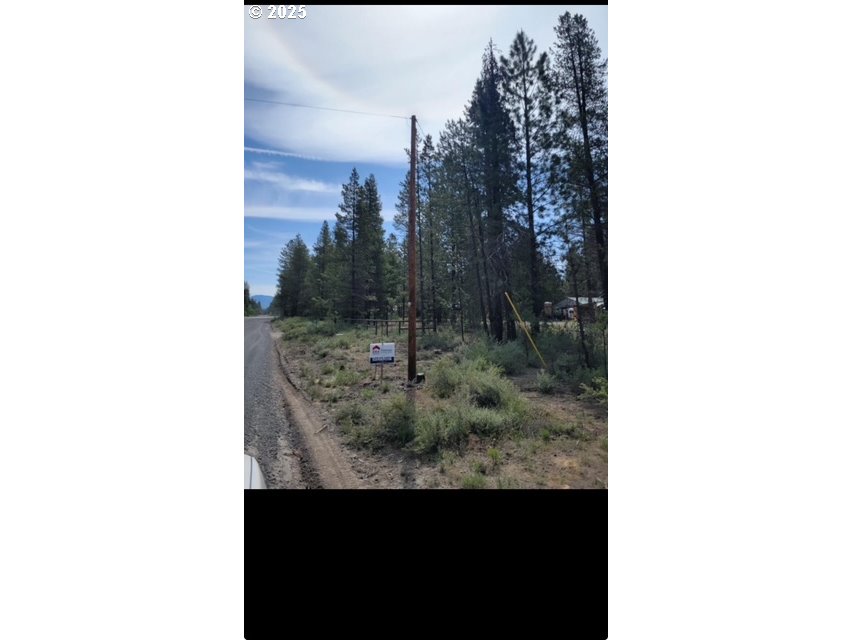 Undisclosed Address La Pine, OR 97739 - Photo 3 of 5 a picture of a door in front of a house