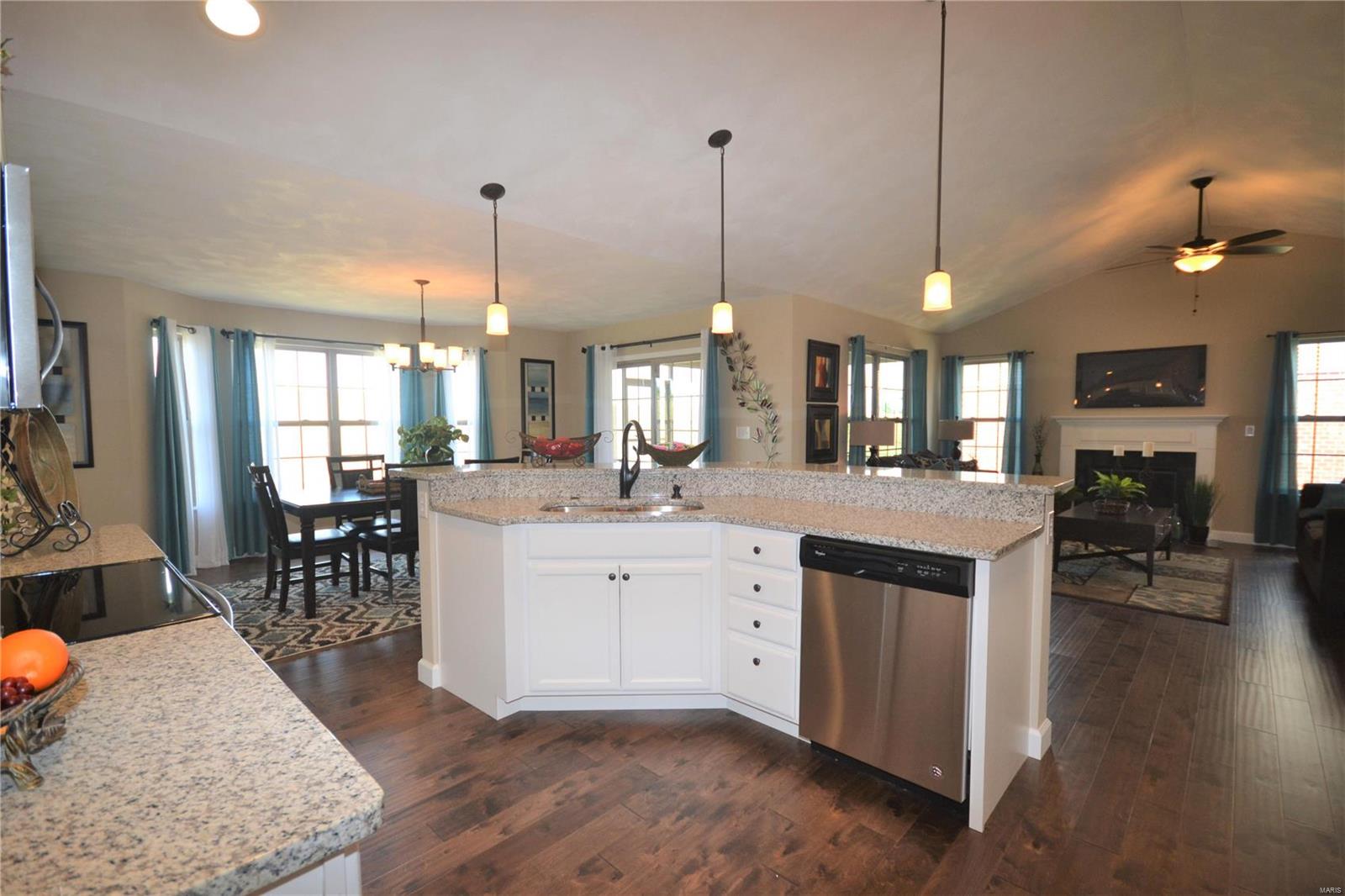 4404 Tbb Devin Drive Smithton, IL 62285 - Photo 12 of 37