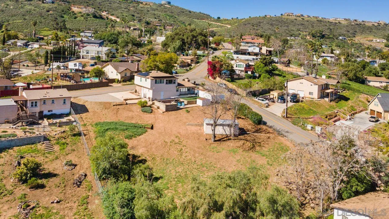 8601 Gardena Road Lakeside, CA 92040 - Photo 25 of 25 an aerial view of a city