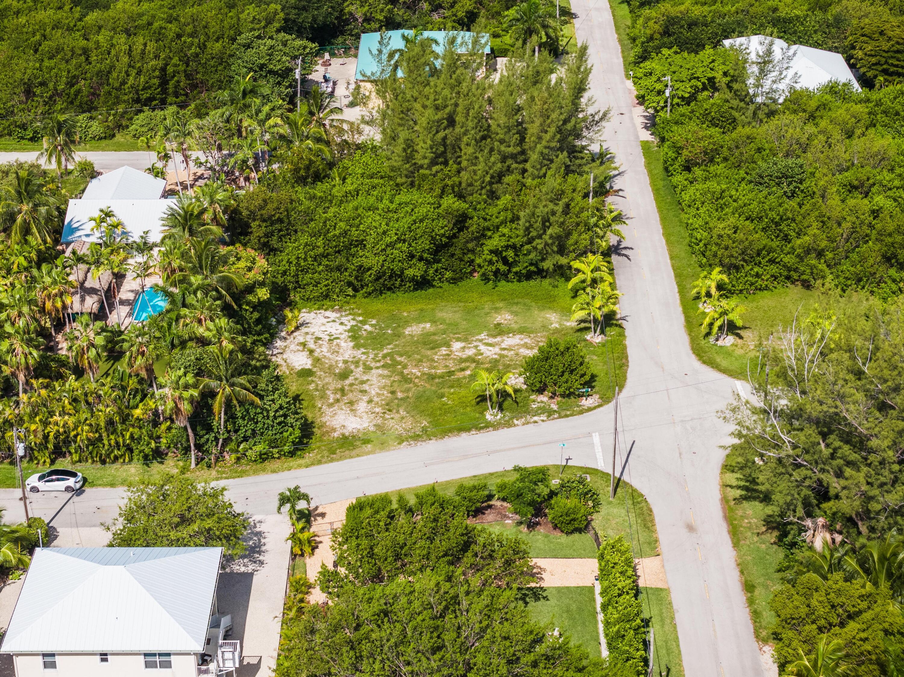 101 Bahama Drive South Marathon, FL 33050 - Photo 13 of 15 IMG_7490