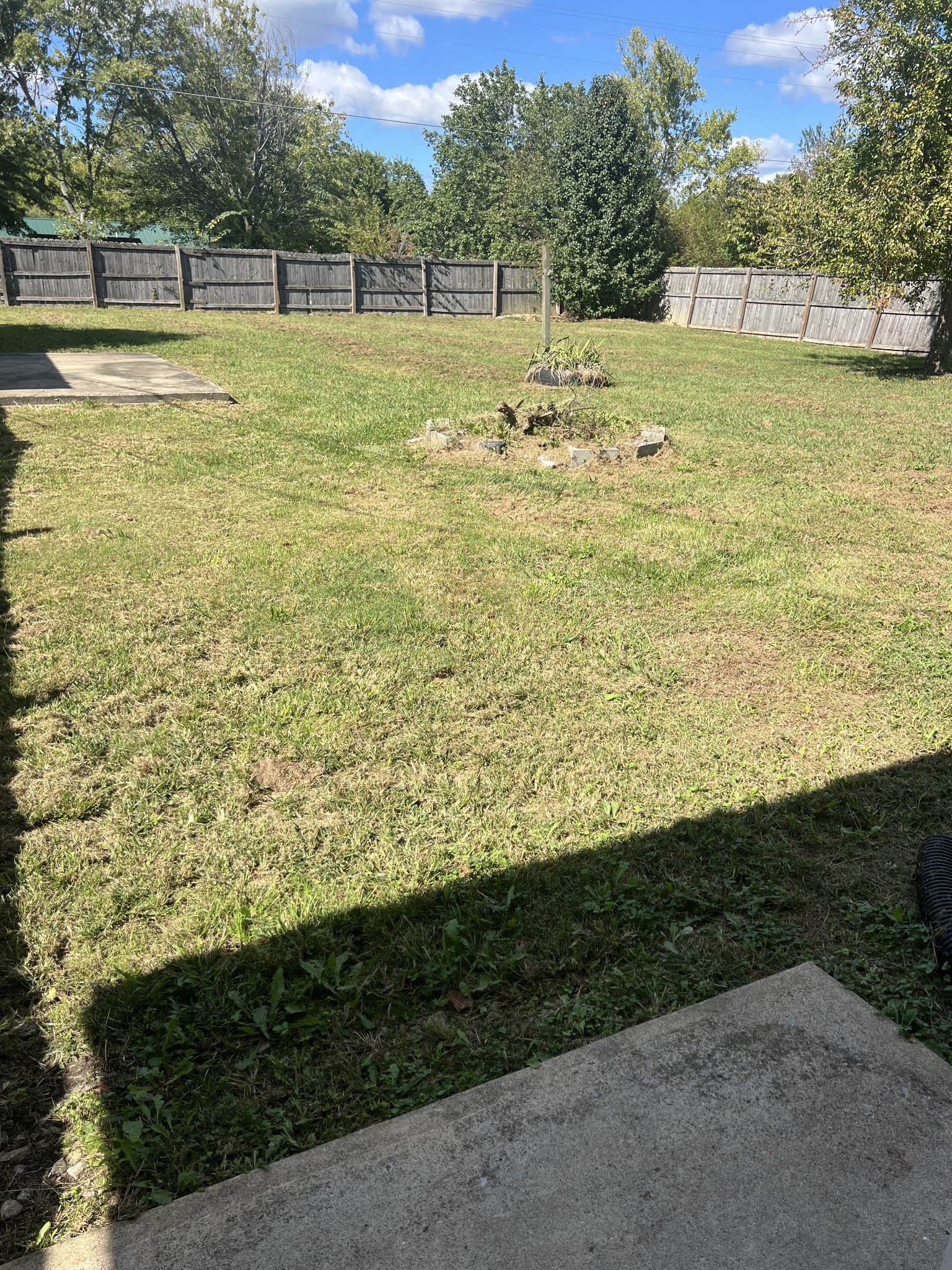 641 Coolidge Road Lafayette, TN 37083 - Photo 6 of 17 a view of a field with an ocean