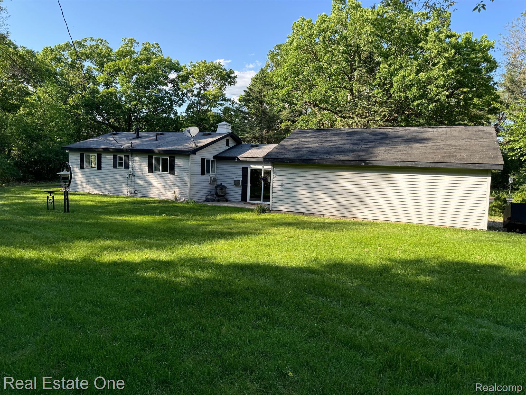 2845 West Commerce Road Milford, MI 48380 - Photo 18 of 22 Gallery Image 18
