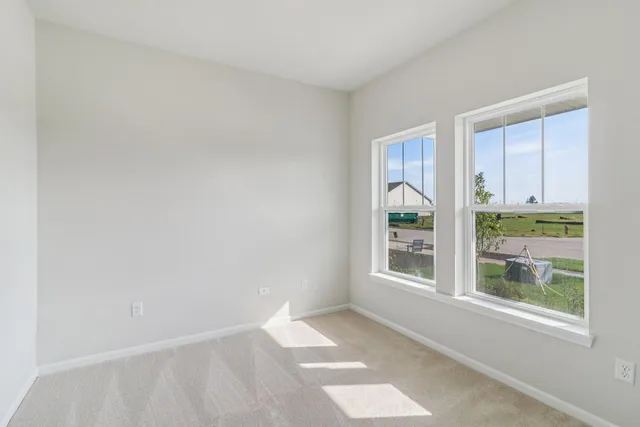 $424,500 | 335 North Aspen Drive, Cortland, IL 60112