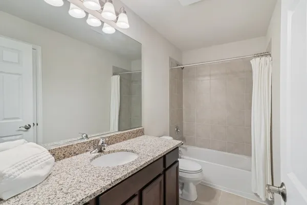 $412,500 | 335 North Aspen Drive, Cortland, IL 60112