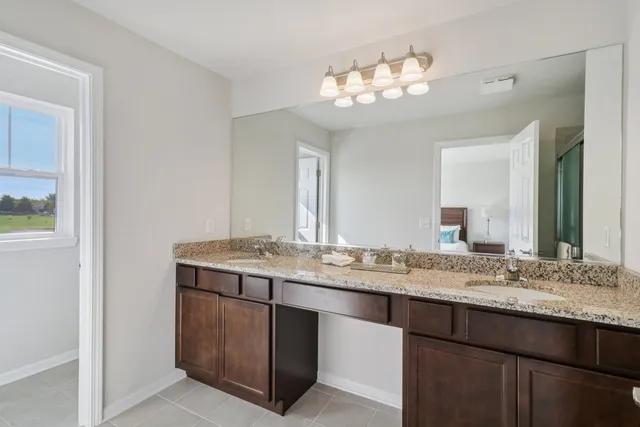 $424,500 | 335 North Aspen Drive, Cortland, IL 60112