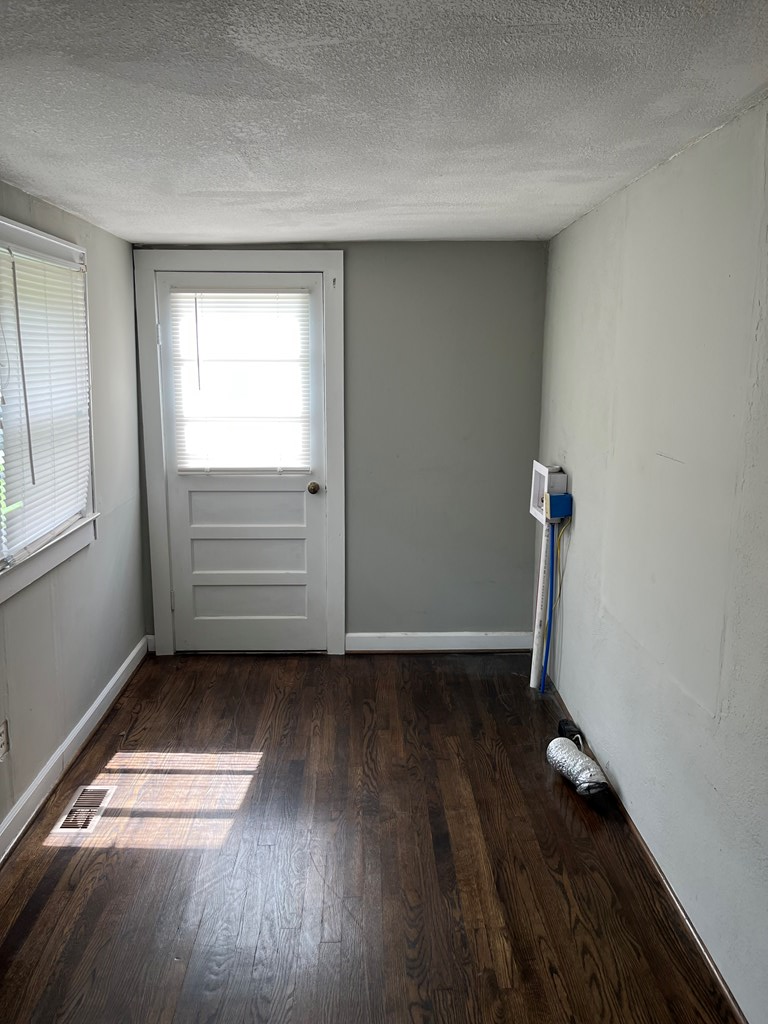4997 Thornspring Road Pulaski, VA 24301 - Photo 32 of 49 Gallery Image 32