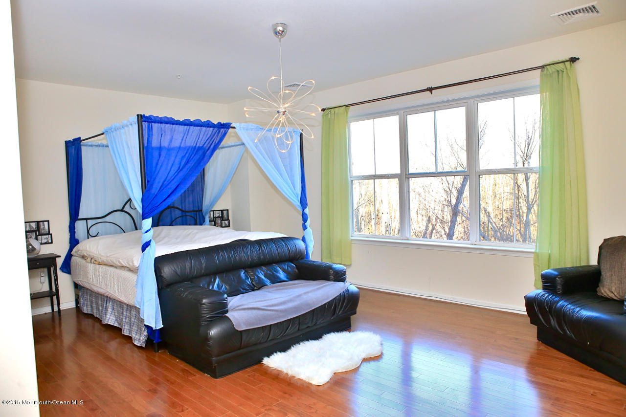 416 Sloan Court Matawan, NJ 07747 - Photo 11 of 22 MASTER BEDROOM