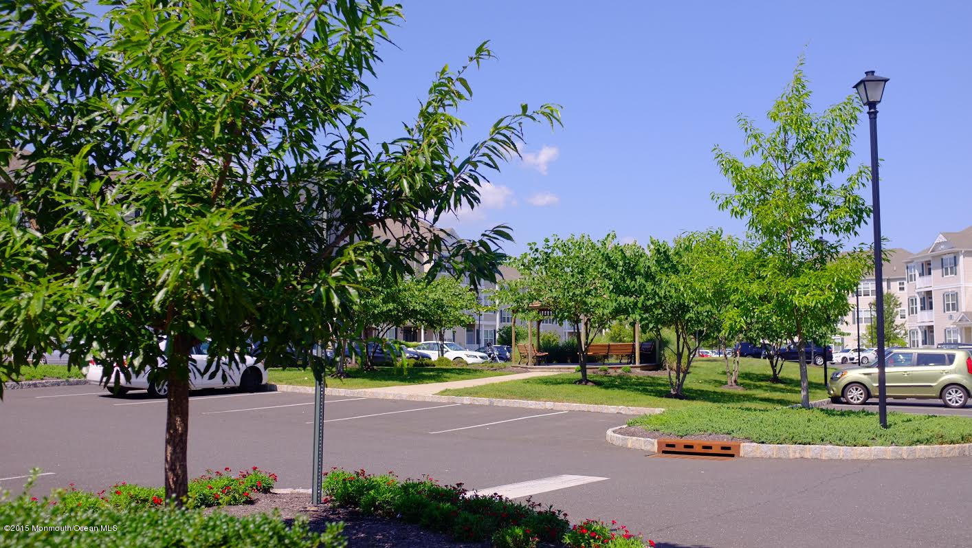 416 Sloan Court Matawan, NJ 07747 - Photo 18 of 22 2