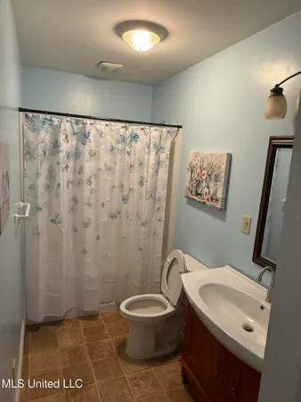 $120,000 | 1002 Elm Drive, McComb, MS 39648