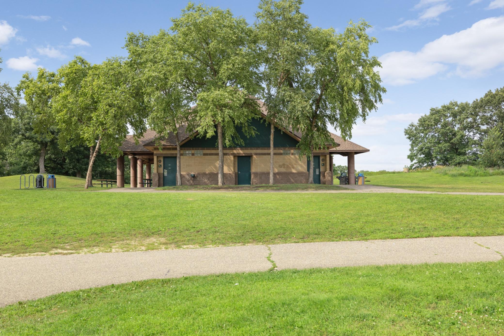 309 Bridge Street Shoreview, MN 55126 - Photo 31 of 37