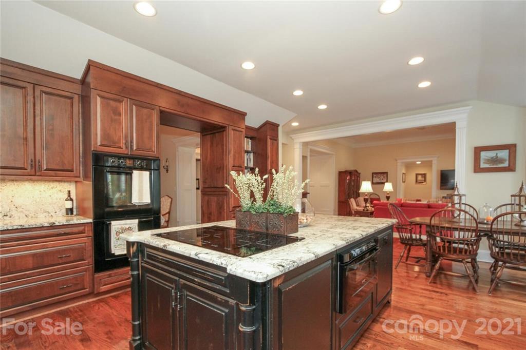3201 Foxridge Road Charlotte, NC 28226 - Photo 19 of 48 Gallery Image 19