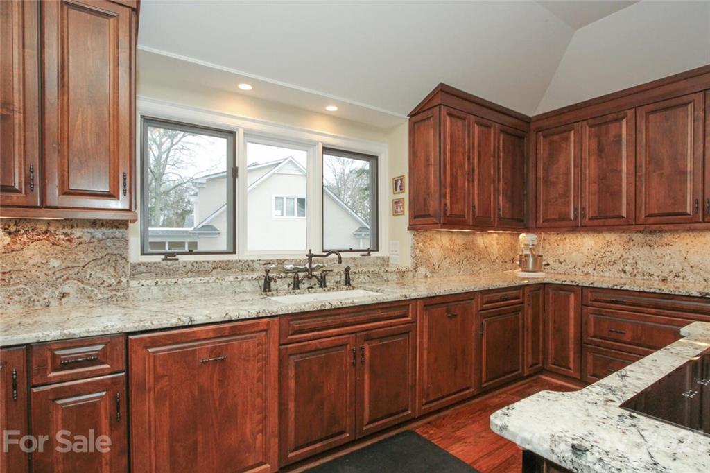 3201 Foxridge Road Charlotte, NC 28226 - Photo 20 of 48 Gallery Image 20