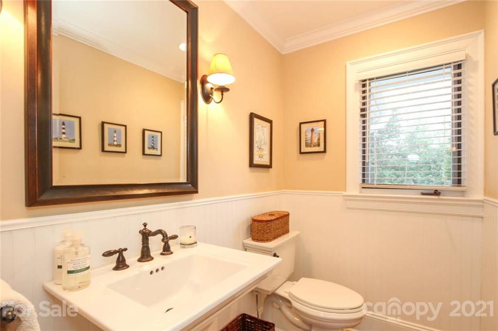 3201 Foxridge Road Charlotte, NC 28226 - Photo 39 of 48 Gallery Image 39