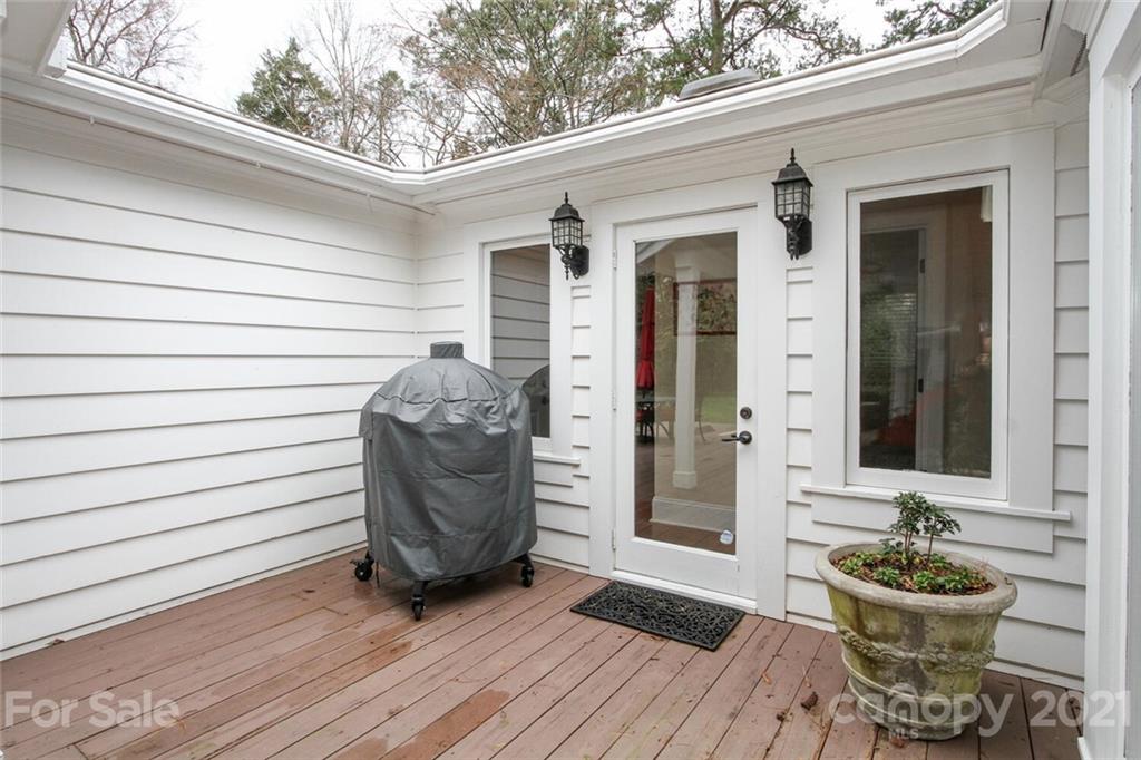 3201 Foxridge Road Charlotte, NC 28226 - Photo 41 of 48 Gallery Image 41
