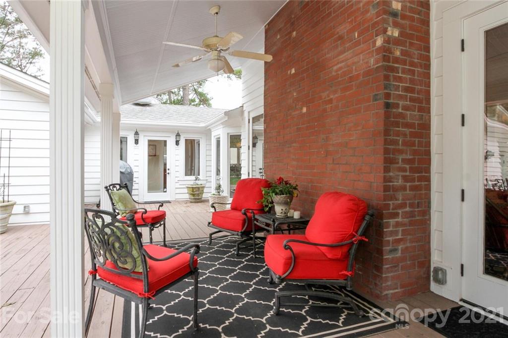 3201 Foxridge Road Charlotte, NC 28226 - Photo 42 of 48 Gallery Image 42
