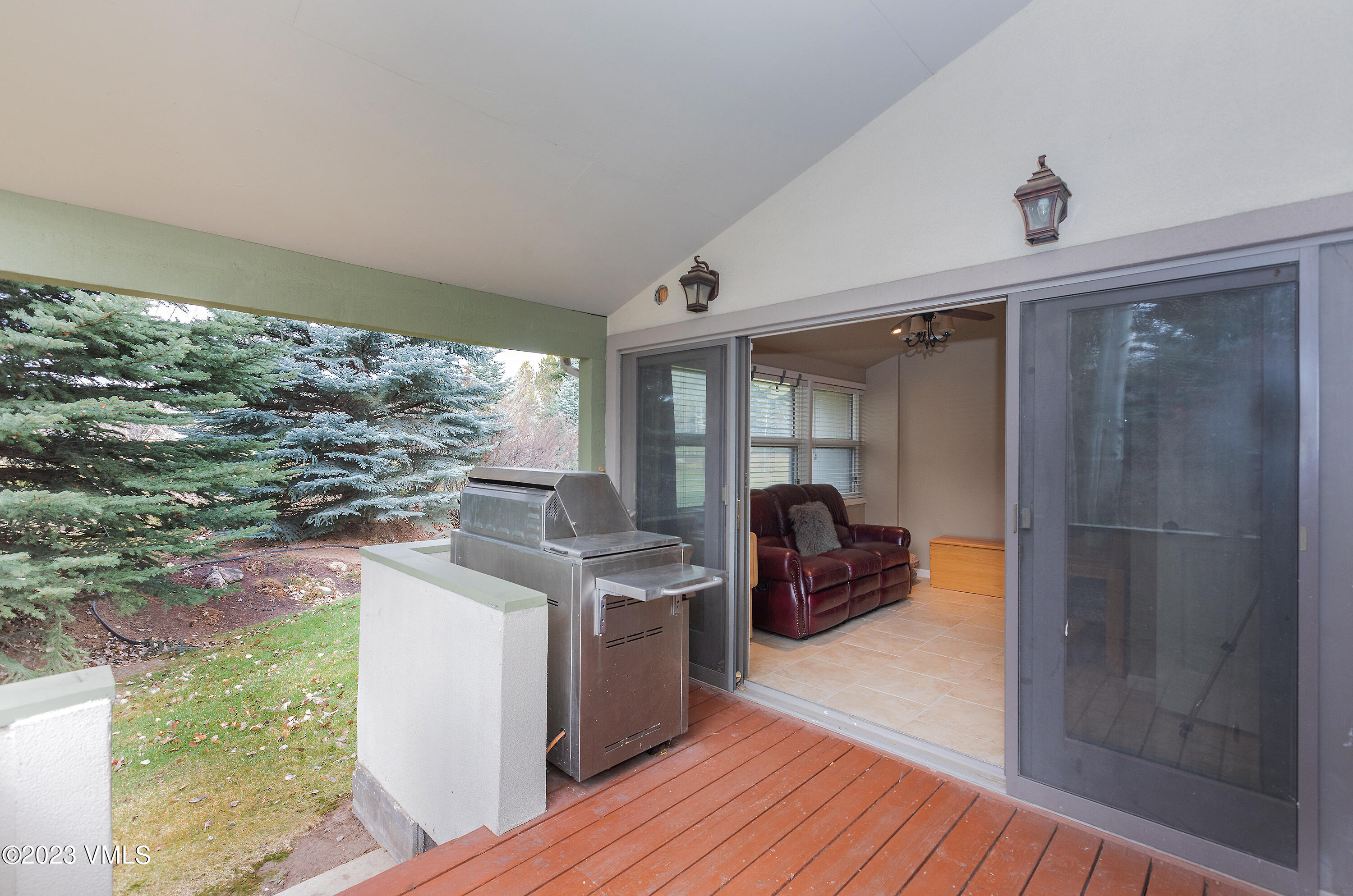 10 Stetson Drive, Unit A Edwards, CO 81632 - Photo 12 of 26 a kitchen that has a sink and a stove