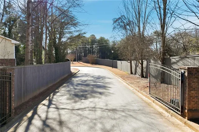 $289,900 | 1499 Bluff Valley Circle, Gainesville, GA 30504