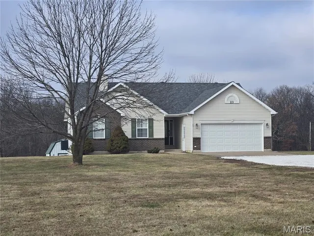$375,000 | 23 Sunset Acres Drive, Troy, MO 63379