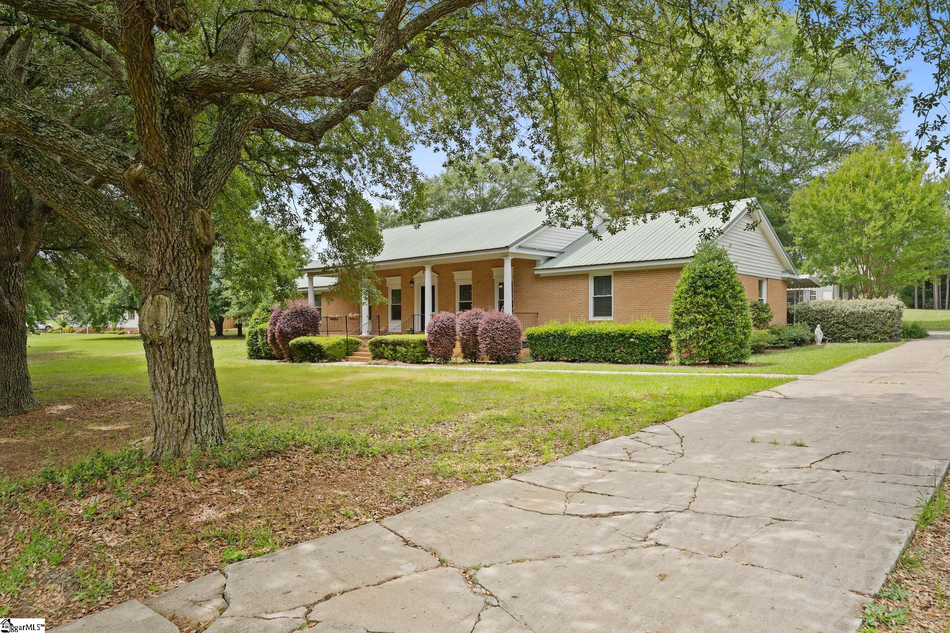 364 Browning Road Piedmont, SC 29673 - Photo 3 of 38 Gallery Image 3