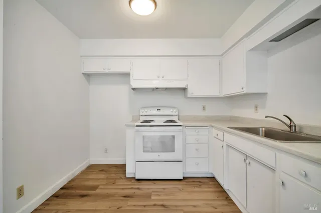 $735,000 | 1447 Beachwood Drive, Santa Rosa, CA 95407