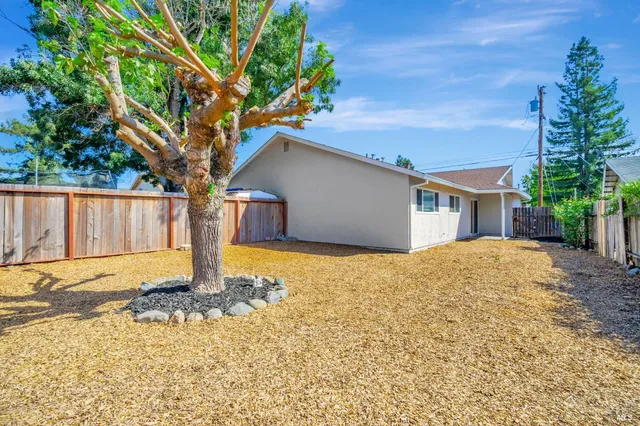 $735,000 | 1447 Beachwood Drive, Santa Rosa, CA 95407