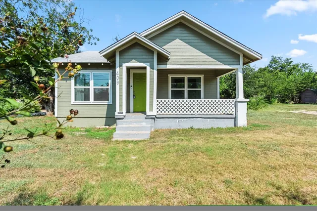 $255,000 | 409 North Vandeveer Street, Burnet, TX 78611