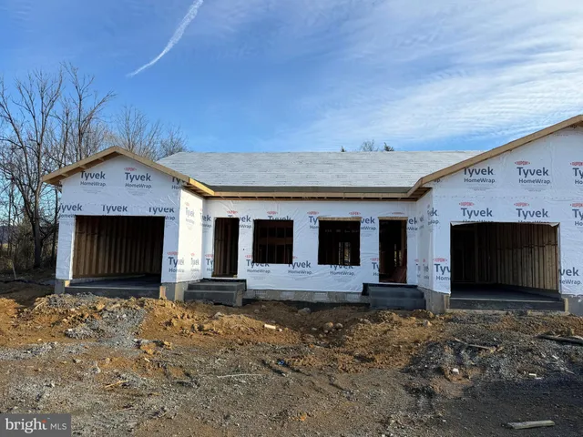 $345,000 | 337 Lora Drive, Woodstock, VA 22664