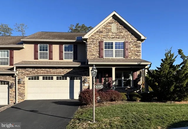 $439,500 | 4300 North Victoria Way, Harrisburg, PA 17112