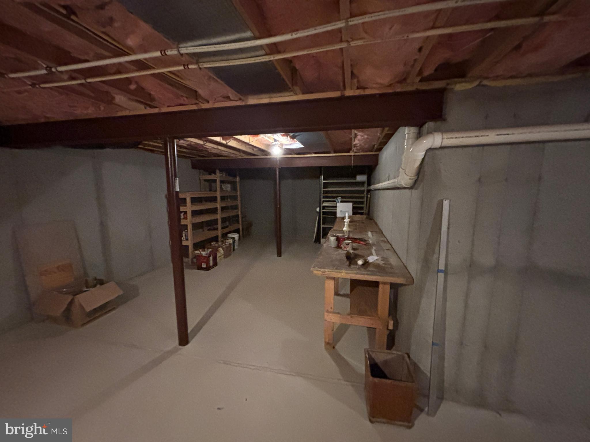 4300 North Victoria Way Harrisburg, PA 17112 - Photo 36 of 41 a utility room with dryer and washer