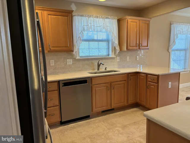 $439,500 | 4300 North Victoria Way, Harrisburg, PA 17112