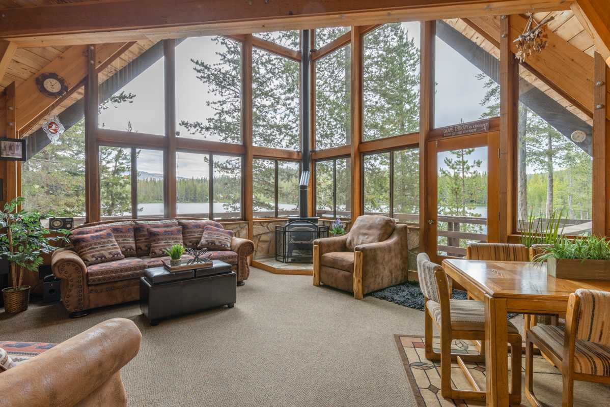 2112 Serene Road Soda Springs, CA 95728 - Photo 7 of 21 Gallery Image 7