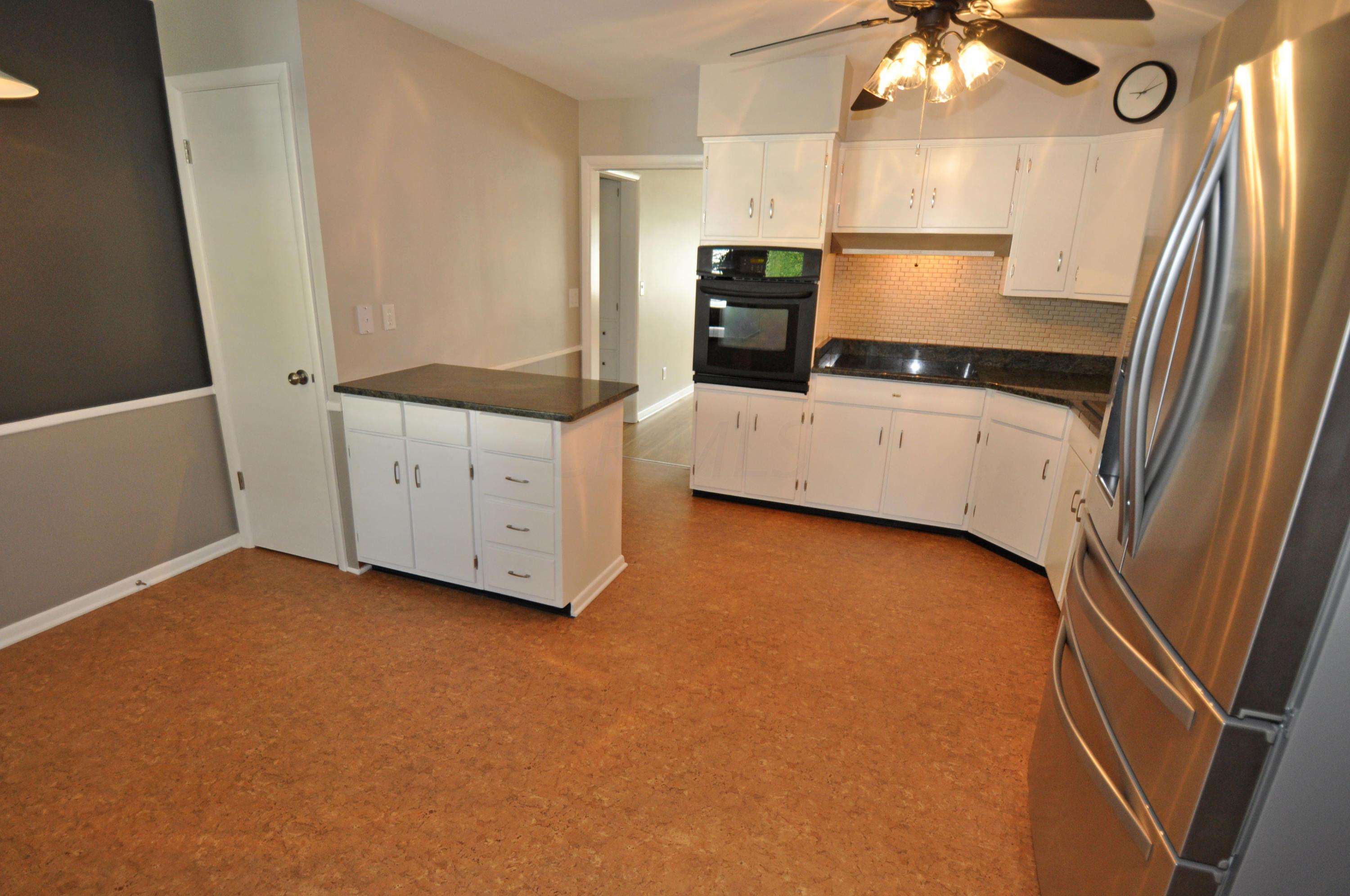 1720 Ardleigh Road Columbus, OH 43221 - Photo 37 of 51