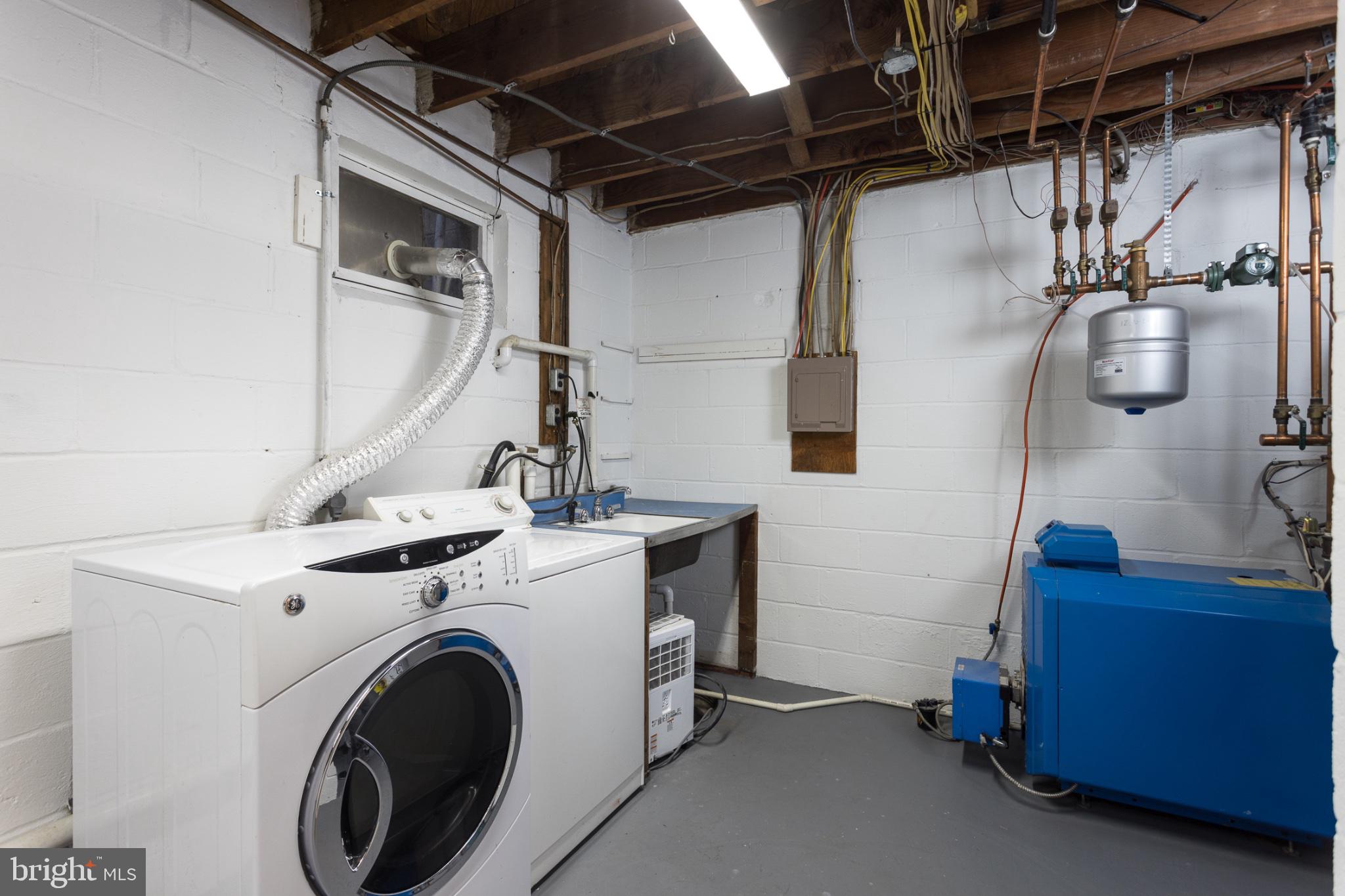412 Aigburth Road Baltimore, MD 21286 - Photo 29 of 29 Functional laundry space with utilities.
