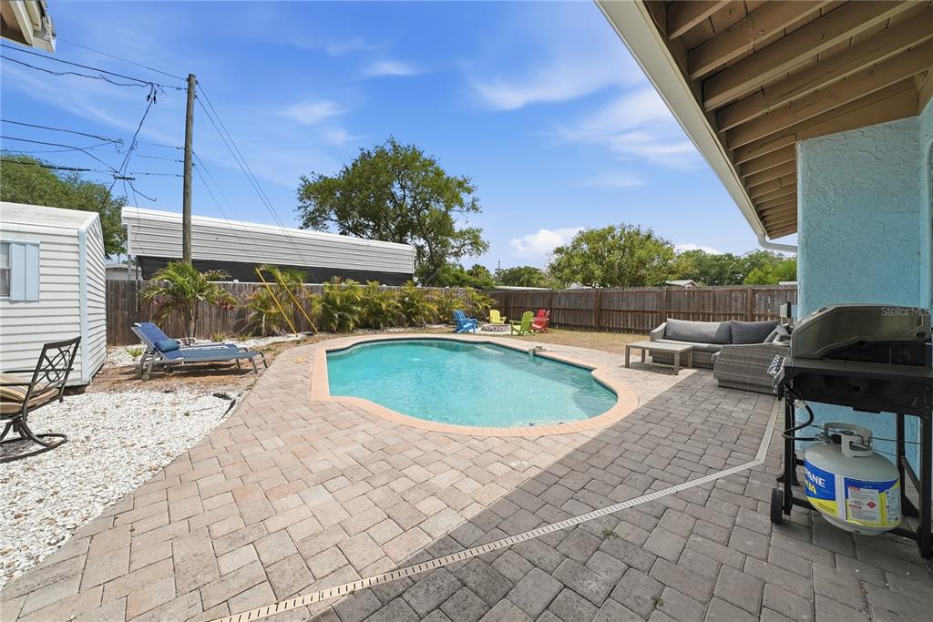 10437 52nd Avenue North St. Petersburg, FL 33708 - Photo 22 of 36