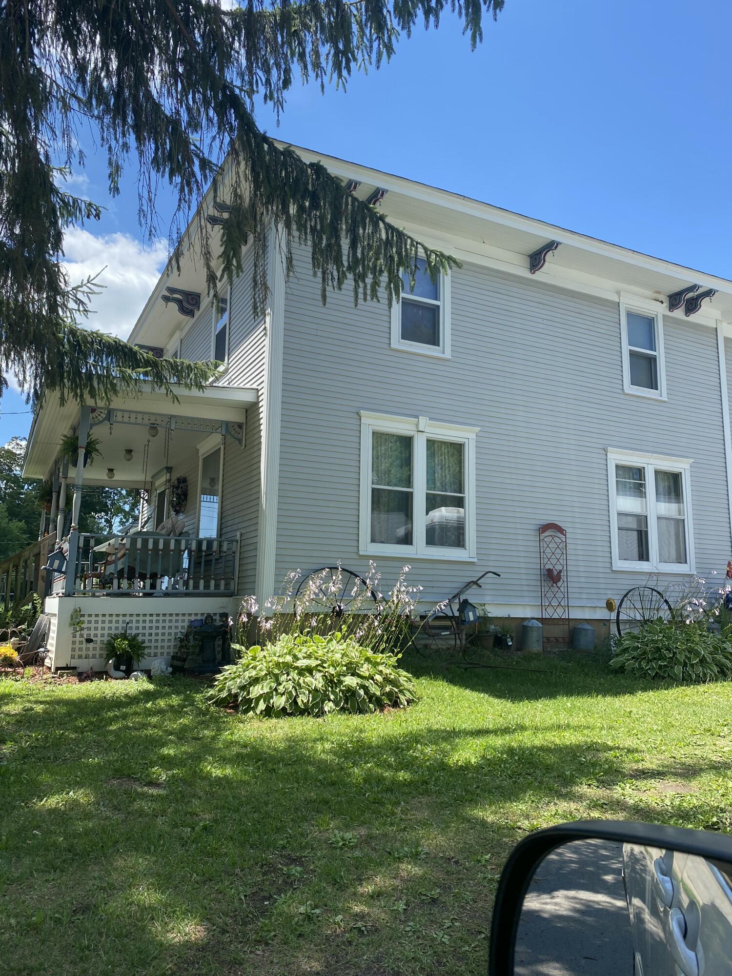 222 West Beloit Street Darien, WI 53114 - Photo 6 of 23 Sideview2