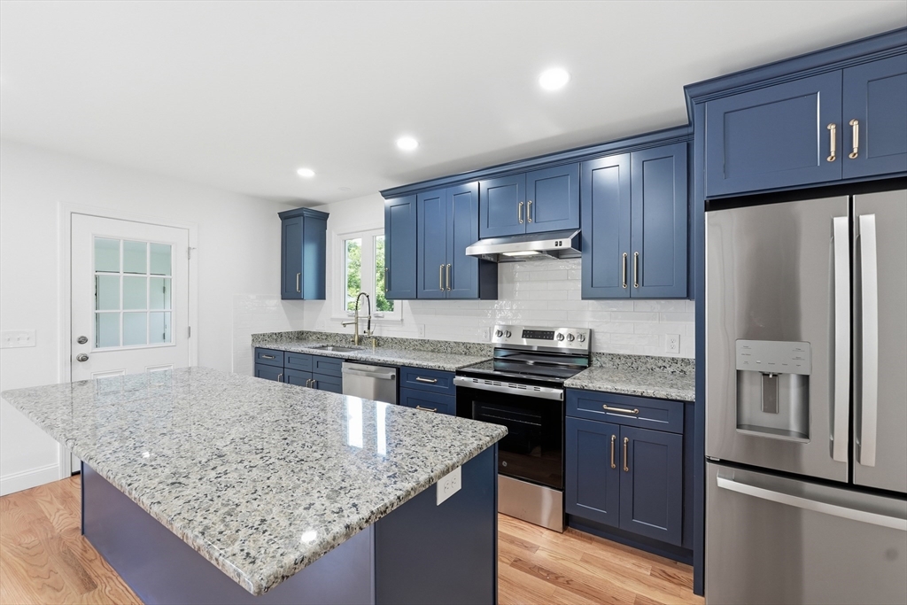 48 Old Boston Road Wilbraham, MA 01095 - Photo 5 of 26
