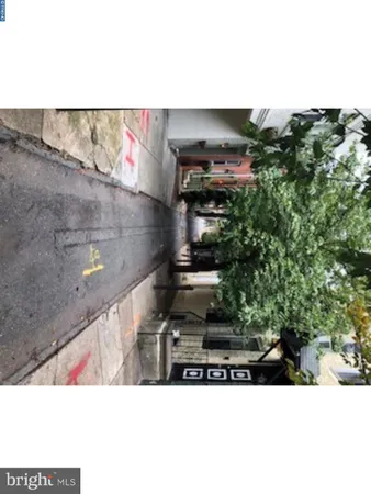 a view of entryway and hall