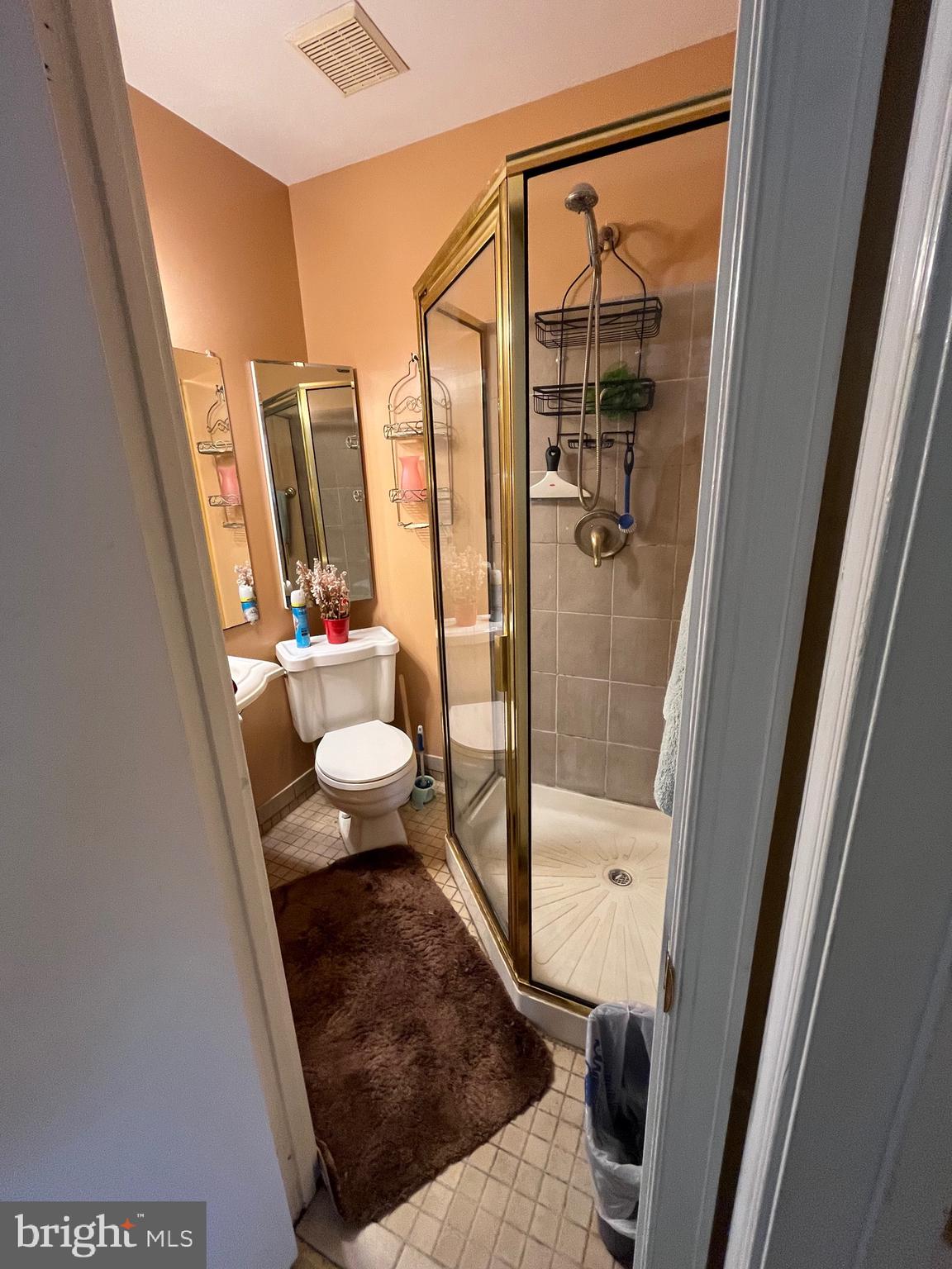 6220 Hidden Canyon Road Centreville, VA 20120 - Photo 12 of 14